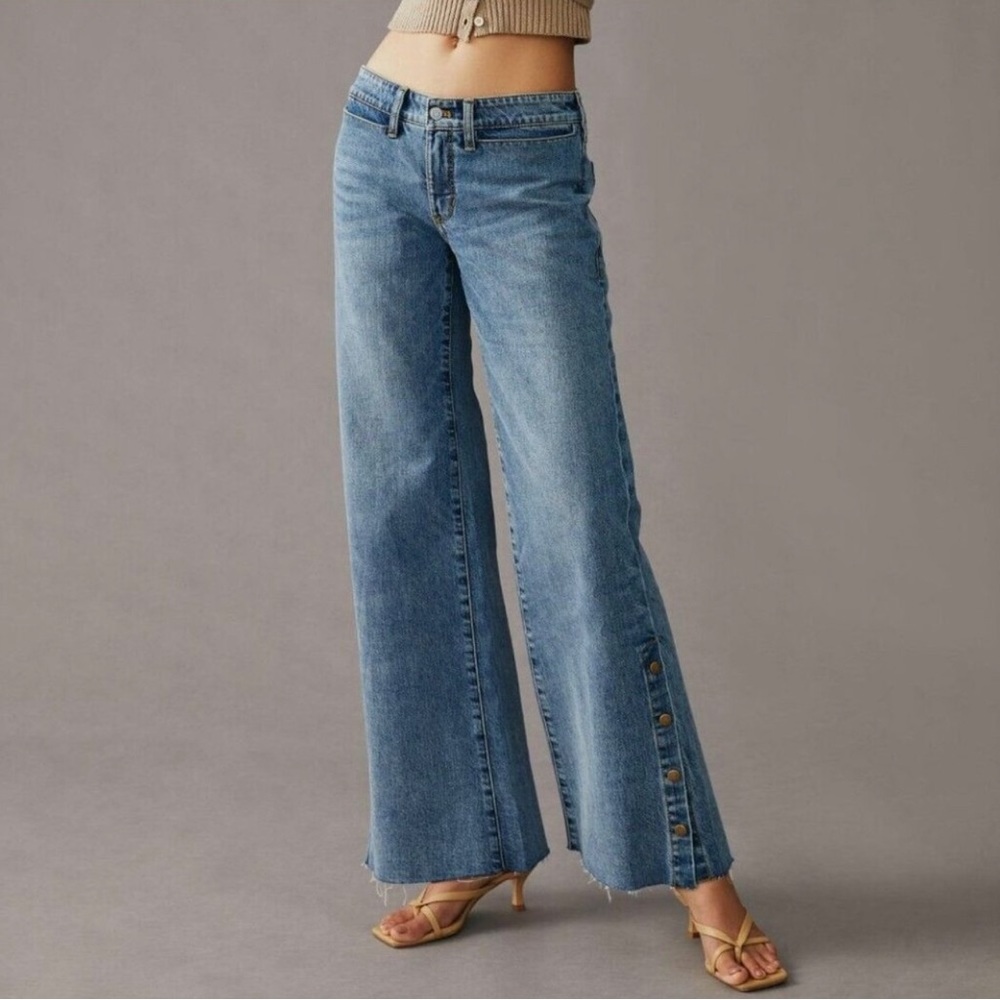 Pilcro Low Rise Wide Leg Skater Jeans Ankle Snaps Raw Hem
